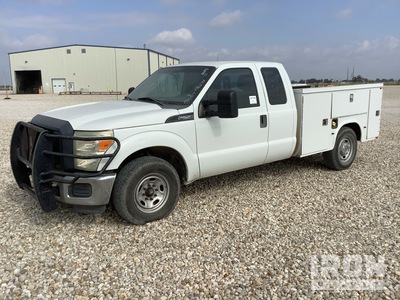 2015 Ford F-250 XL 4x2 Extended Cab Camión Utilitario