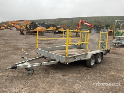 2019 Indespension AD35BT 3.6 m T/A Remolque Portamaquinaria