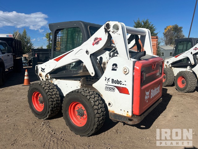 MINI CARGADOR SOBRE RUEDAS 2017 BOBCAT LOADER