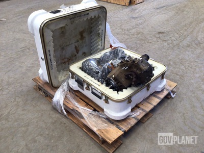 New Process Gear 242 AMG Transfer Case w/Case
