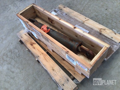 CNH America G107906 Linear Actuating Cylinder Assembly