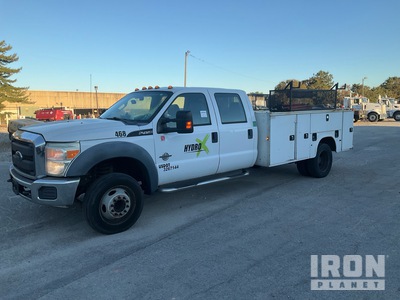 2015 Ford F-450 XL 4x2 Crew Cab Utility Truck