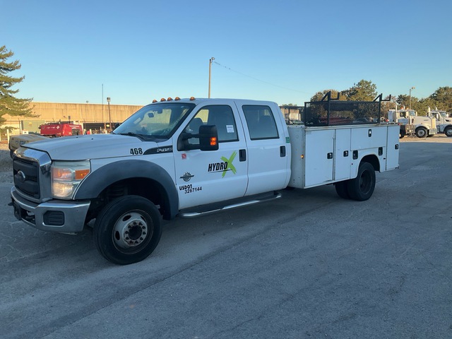 2015 Ford F-450 XL 4x2 Crew Cab Utility Truck 2015 Ford F-450 XL 4x2 Crew Cab Utility Truck