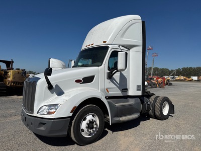 2017 Peterbilt 579 4x2 Day Cab Prime Mover
