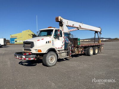 Manitex 30102C Straight Boom on 2009 Sterling L9500 6x4 Ciężarówka z wysięgnikiem