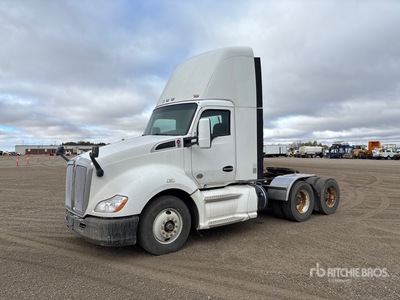 2014 Kenworth T680 6x4 T/A Day Cab Truck Tractor