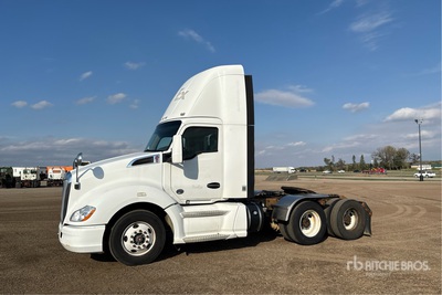 2014 Kenworth T680 6x4 T/A Day Cab Truck Tractor