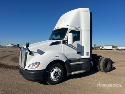 2016 Kenworth T680 4x2 Day Cab Prime Mover