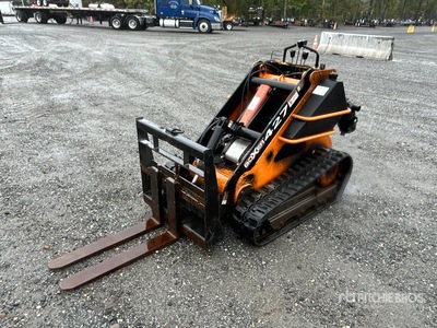 Boxer Mini Compact Track Loader