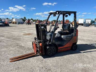 2014 Toyota 8FGCU20 4000 lb Cushion Tire Montacargas