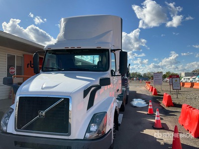 2016 Volvo VNL 6x4 Cabina per trattore stradale