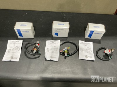 (32) Horton HG300 Solenoid Valves