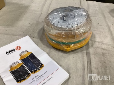 (10) Avlite Systems AV-426 Radio Controlled Solar Aviation Lights