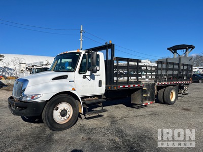 2009 International 4300 4x2 botsabsorbers Truck