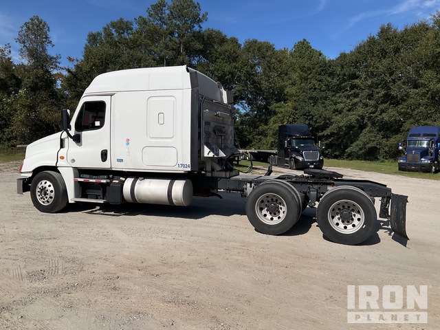 CAMIóN CAMAROTE 2017 FREIGHTLINER