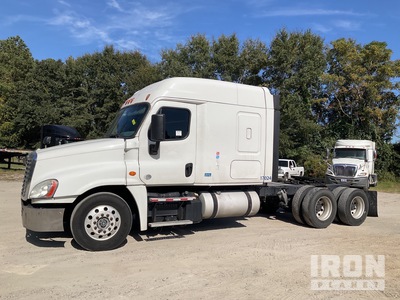 2017 Freightliner Cascadia 6x4 Cabeza Tractora Cabina Dormitorio