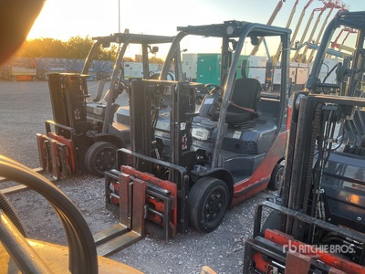 2014 Toyota 8FGCU20 4000 lb Cushion Tire Forklift