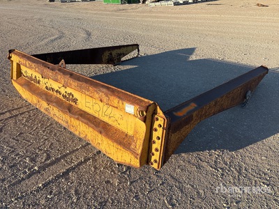 Articulated Dump Truck Tailgate