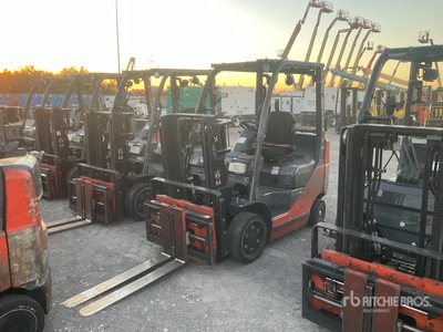 2014 Toyota 8FGCU20 4000 lb Cushion Tire Forklift