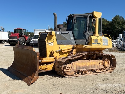 Komatsu D61EX-15E0 Crawler Dozer