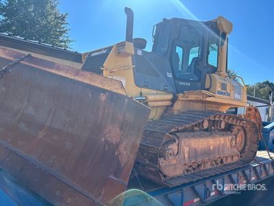 Komatsu D61EX-15E0 Rupsdozer