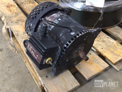 C.E. Niehoff N1225-1 Alternator w/Bin