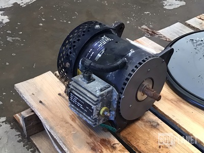 C.E. Niehoff N1225-1 Alternator w/Bin