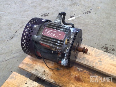 C.E. Niehoff N1225-1 Alternator