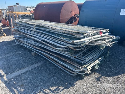 Quantity of 14 ft x 6 ft Chain Link Ogrodzenie terenu