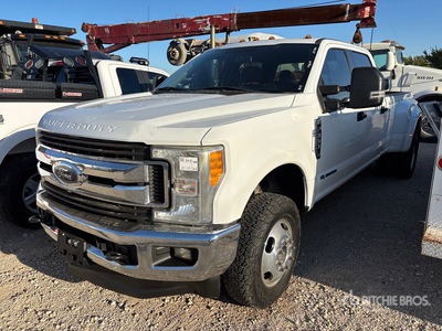 2017 Ford F-350 XLT 4x4 Crew Cab Pickup (Inoperable)