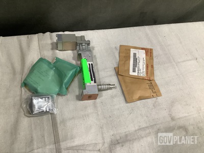 (24) Indicator Lights, (1) Mechanical Control Head & Assorted Items