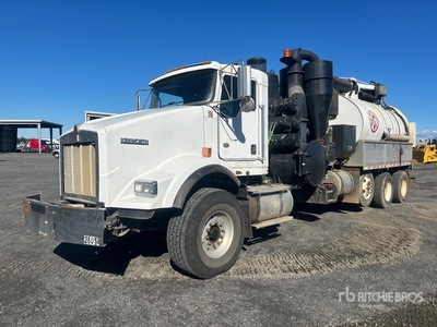 Vactor HXX12-PD53 on 2011 Kenworth T800 8x4 Vacuum Excavator Truck