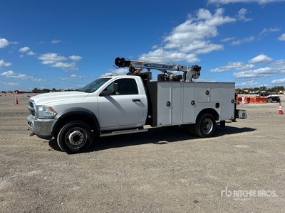 2016 Ram 5500 4x2 Camion de service