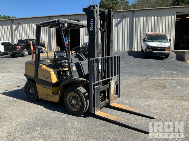 MONTACARGAS YALE GDP080LJNPBV097