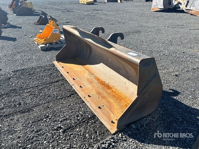 Cat 92 in Q/C Telehandler Bucket - Fits Cat TH460B