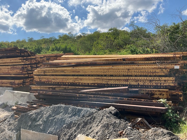 Quantity of (200) Concrete Forms Quantity of (200) Concrete Forms