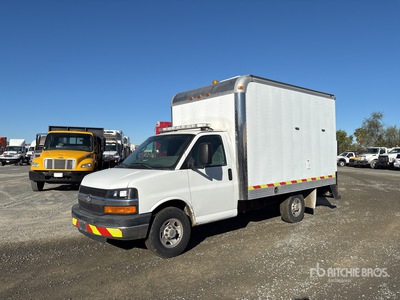 2005 Chevrolet Express G3500 4x2 Utility Truck