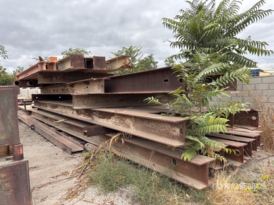 Quantity of (30) I Beams Acier de structure