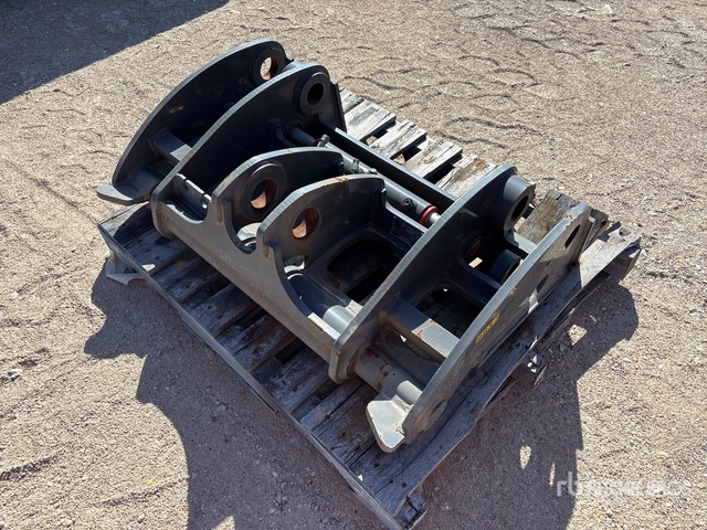 2012 CNH Wheel Loader Carriage | Ritchie Bros. Auctioneers