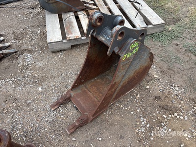 2022 Volvo 12 in Digging Rear Backhoe Bucket