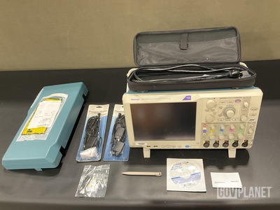Tektronix DPO 5054 Digital Phosphor Oscilloscope