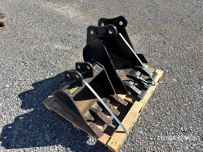 Quantity of (2) 2011 16 in Digging Benna per escavatore