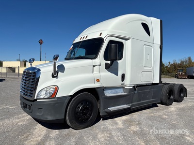 2016 Freightliner Cascadia 125 6x4 Tracteur Routier Couchette