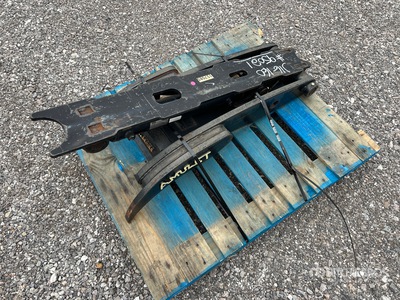 2017 Excavator Thumb