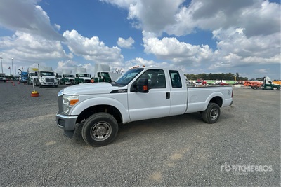 2016 Ford F-250 4x4 Extended Cab Pickup