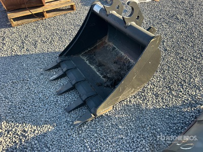 John Deere 30 in Q/C Digging Excavator Bucket