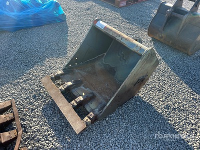 Tag 24 in Q/C Digging Excavator Bucket
