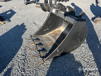 John Deere 30 in Q/C Digging Excavator Bucket