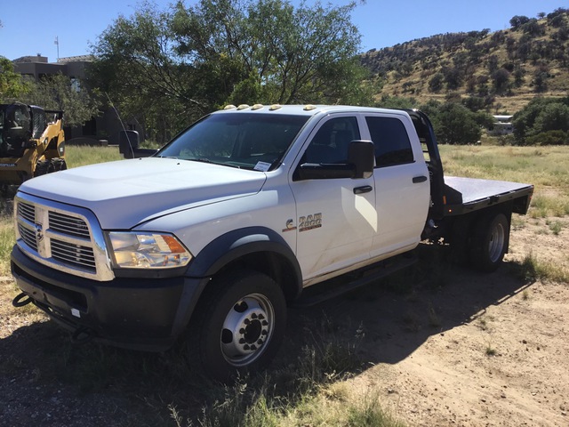 2014 Ram 4500 4x4 Crew Cab Flatbed Truck