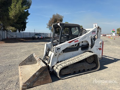 2020 Bobcat T740 を見 Compact Track Loader